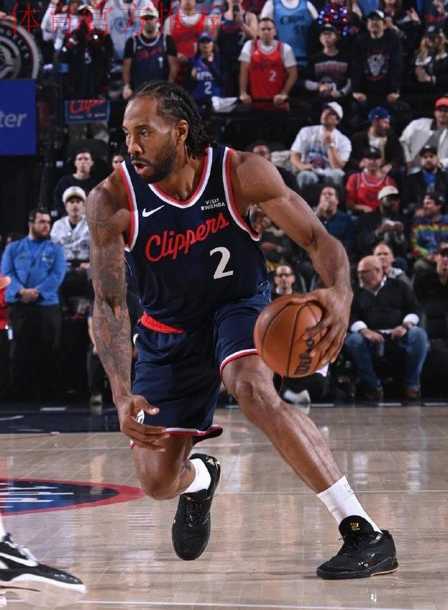 灰熊121-103赛季三杀快船，小卡21+3难阻5连败，杰克逊轰31+5